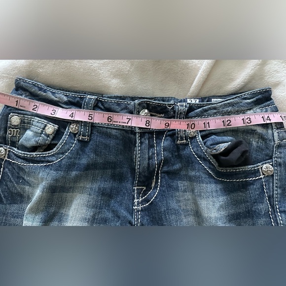 Women's vintage Y2K Miss Me Bootcut Jeans
Cute distressed sequin design - Picture 12 of 12